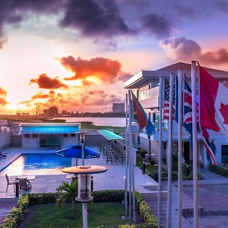 Protea Hotel By Marriott Lagos Kuramo Waters Exterior foto