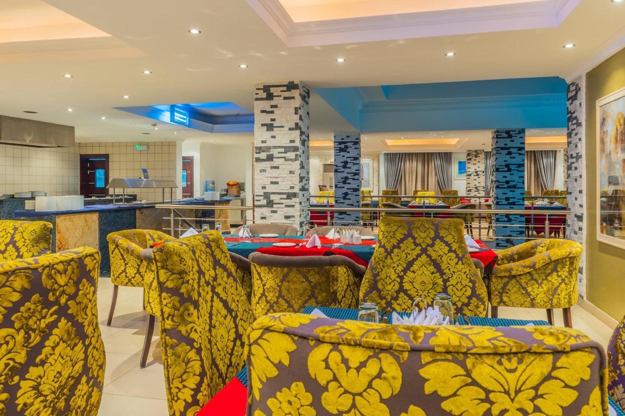 Protea Hotel By Marriott Lagos Kuramo Waters Exterior foto