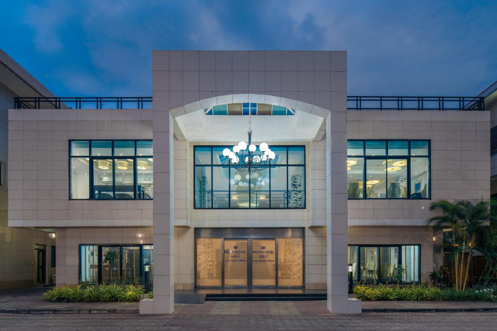 Protea Hotel By Marriott Lagos Kuramo Waters Exterior foto